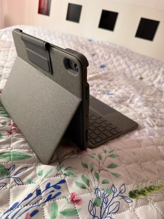 iPad Air 4 256GB + Teclado Logitech 