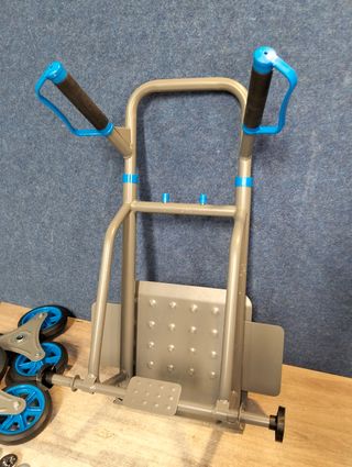 Arebos Carretilla para escaleras plegable 150 kg