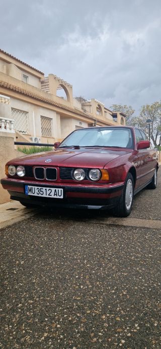 BMW E34 520i