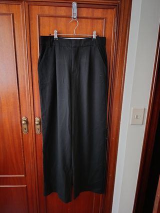 Pantalones negros Zara