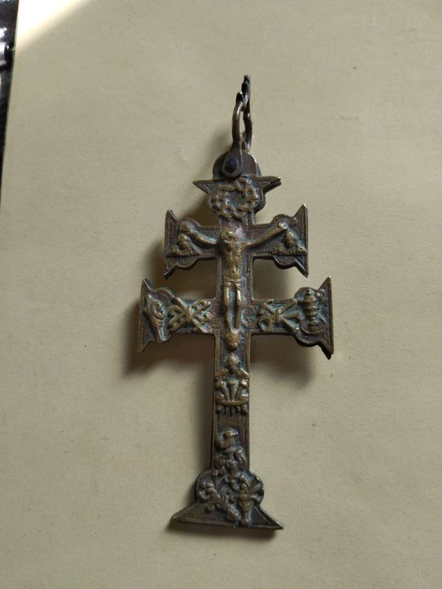 Cruz de Caravaca Antigua Bronce Siglo XVIII