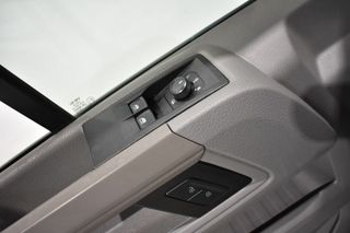 Volkswagen Crafter FURGÓN 30 L3H2 2.0 TDI 140 CV FWD