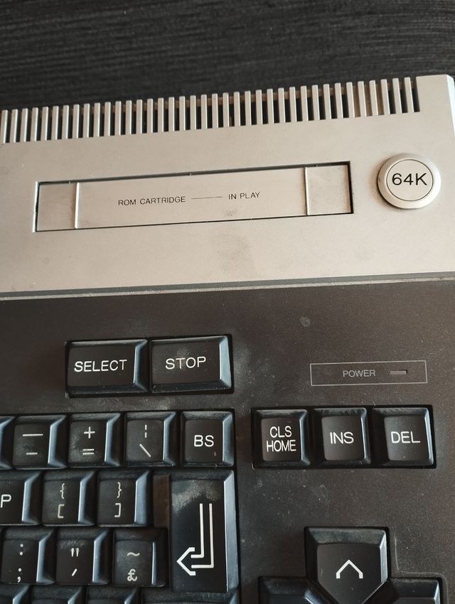 Ordenador Sanyo MPC-100 MSX 64K