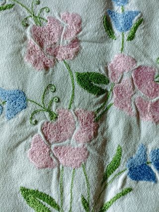 Mantelería de 4 servicios nueva 25