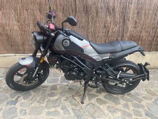 Benelli Leoncino 125cc - Casi Nueva