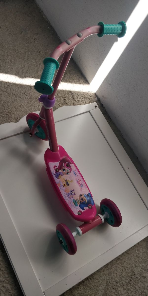 Patinete infantil 3 ruedas Shimmer & Shine