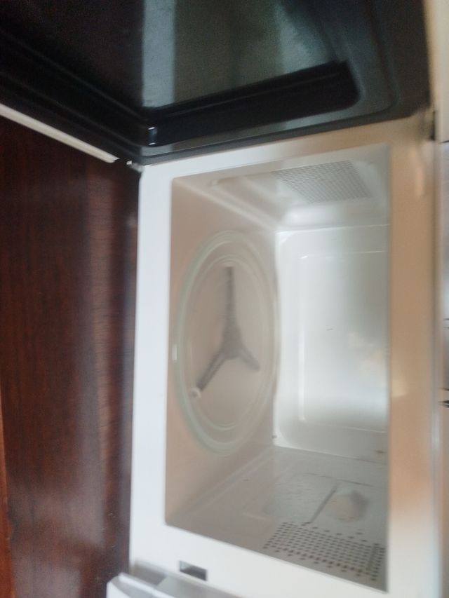 Microondas OK. Blanco