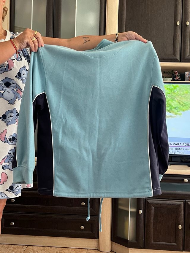 Chaqueta deportiva Boomerang azul y negra