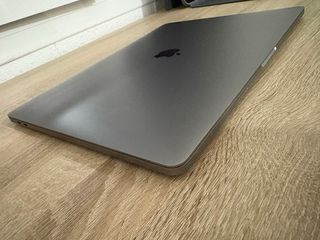 MacBook Pro 15 2019