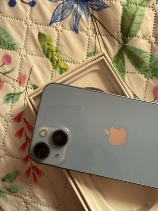 iPhone 14 128GB Azul con cargador