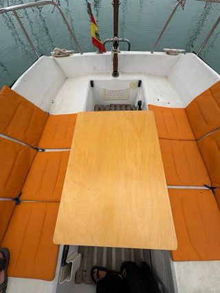 Velero Dufour 2800 (1977) con motor Volvo