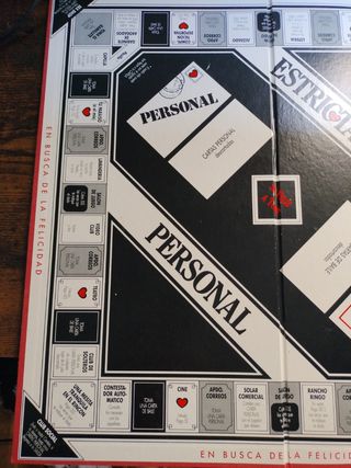 Juego de mesa Estrictamente Personal
