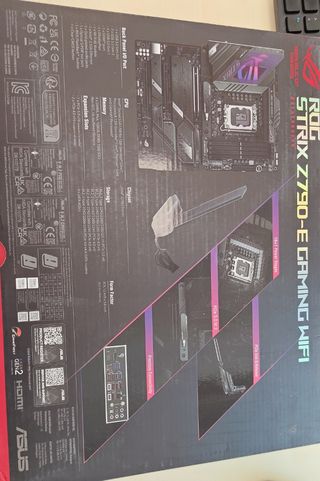Pack Placa Base ASUS ROG STRIX Z790-E y CPU Intel 