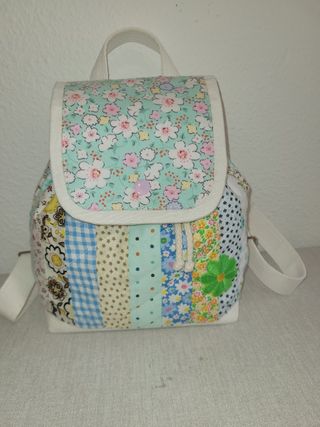 Mochila patchwork floral