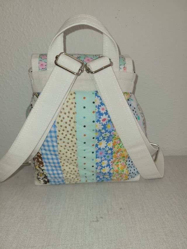 Mochila patchwork floral