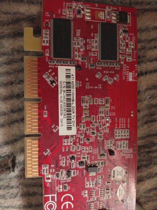 Tarjeta Gráfica Roja