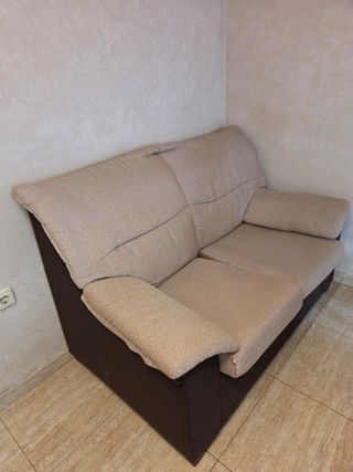 Sofá de 2 plazas beige y marrón