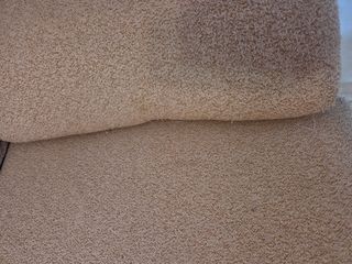Sofá de 2 plazas beige y marrón