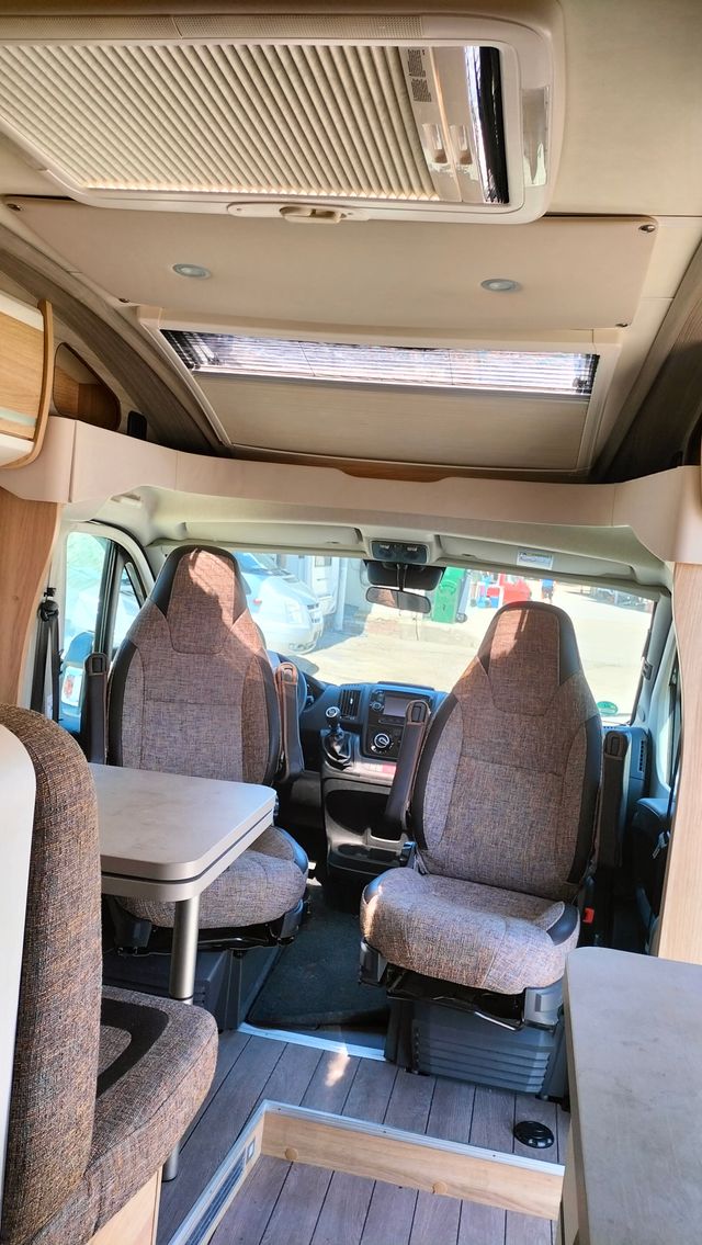 Autocaravana Perfilada Knaus Sky 650 Ti 