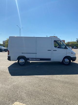 Mercedes-Benz Sprinter 2006
