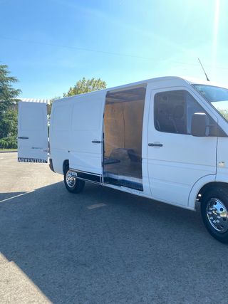 Mercedes-Benz Sprinter 2006