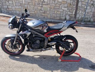 Triumph Street Triple RS