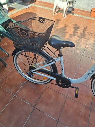 BH Bolero Bici con doble cesta. Lista para circula