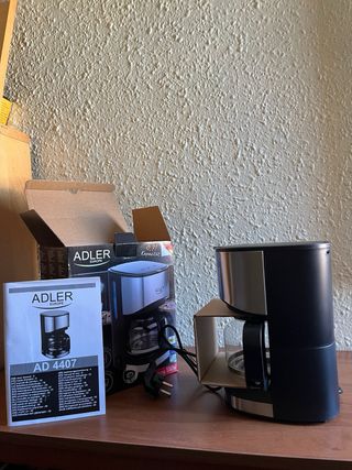 Cafetera Adler AD 4407 0.7L 550W