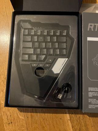 Teclado Gaming para una Mano Delux Negro