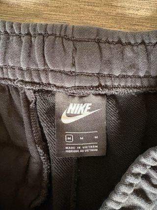 Pantaloncini Nike neri con doppio swoosh