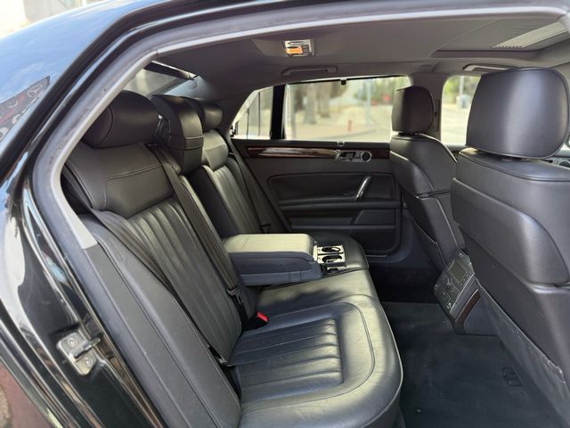 Volkswagen Phaeton 2005
