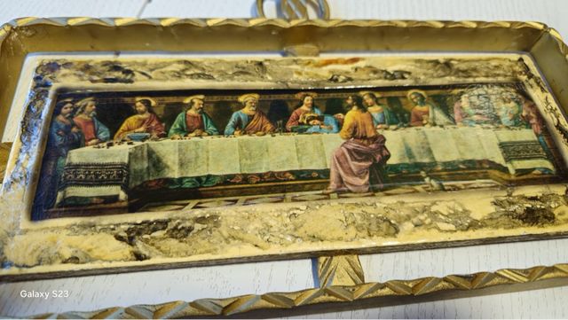 L'Ultima Cena dipinto in bronzo