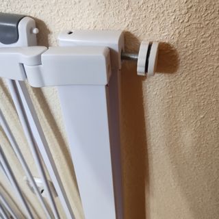 Barrera de seguridad blanca