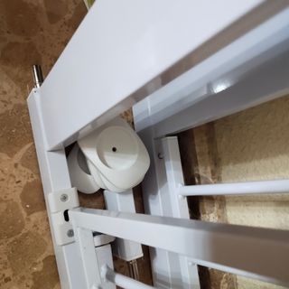 Barrera de seguridad blanca