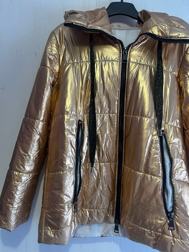 Chaqueta dorada mujer