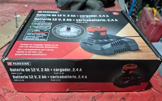 Batería 12V 2Ah + Cargador 2.4A Parkside