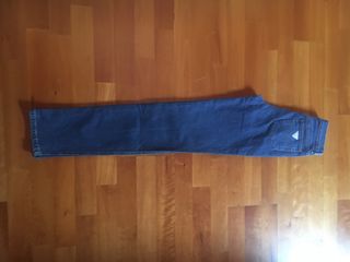 Pantalón vaquero Guess azul. talla 26