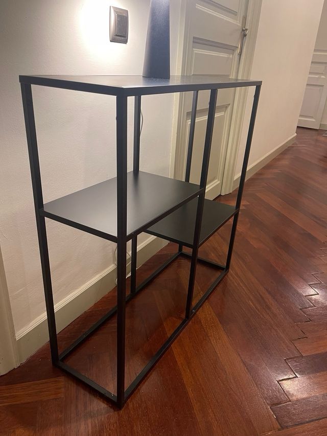 Estantería SKLUM Diseño Metal Negra 
80cmx26cm