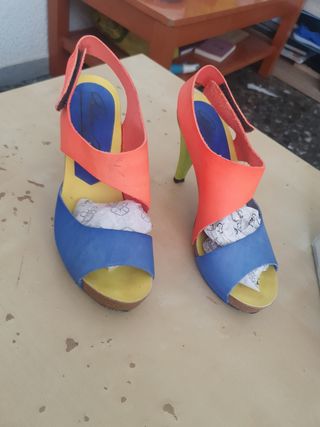 Zapatos de tacón talla 39