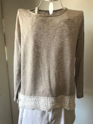 Jersey beige con encaje Talla M