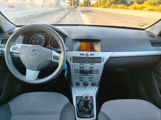 Opel Astra 2009