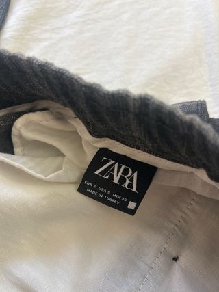 Pantalón de traje Zara cuadros gris
