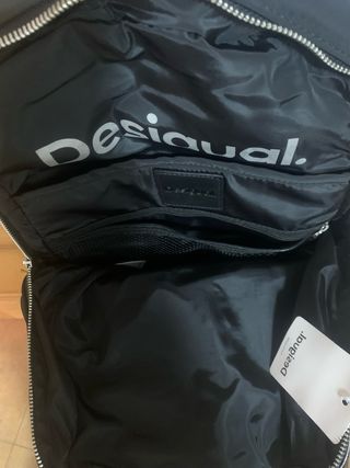 Mochila Desigual Negra Multi Bolsillos