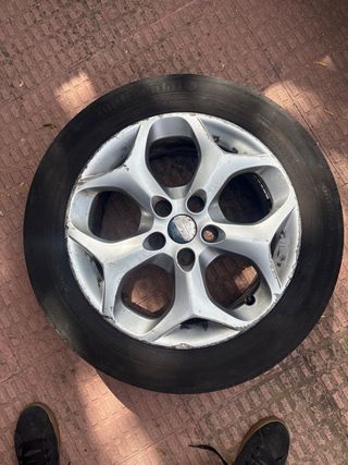 Llanta Ford 16 Pulgadas