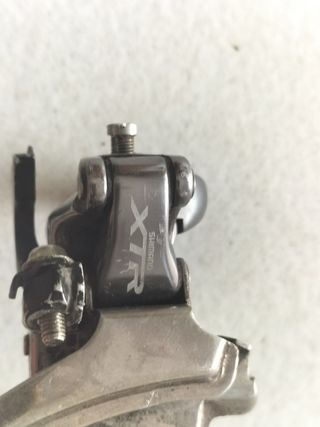 Desviador delantero XTR.