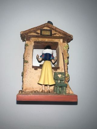 Figura Blancanieves con animales
