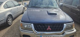 Mitsubishi Montero 2000