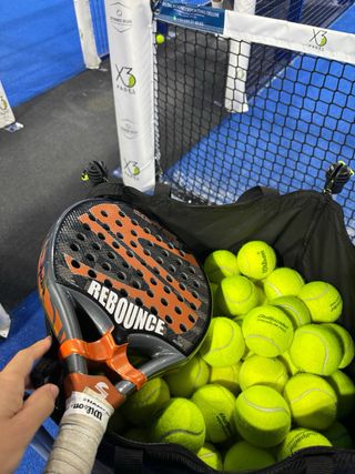 Clases divertidas de pádel iniciación e intermedio