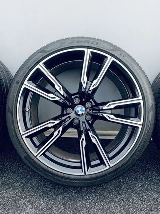 Llantas BMW X5 G05 X6 G06 R22 Styling 747M