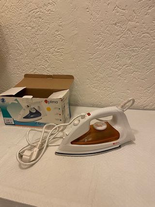 Ferro da stiro a vapore Optima